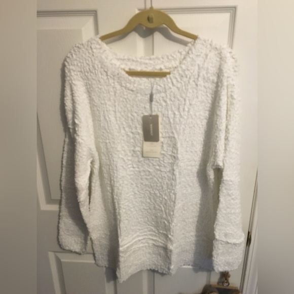 Sweaters - COPY - Large white sweater nwt